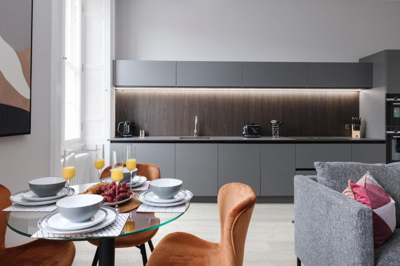 Joivy Luxurious Apt On Notable George Street เอดินบะระ ภายนอก รูปภาพ