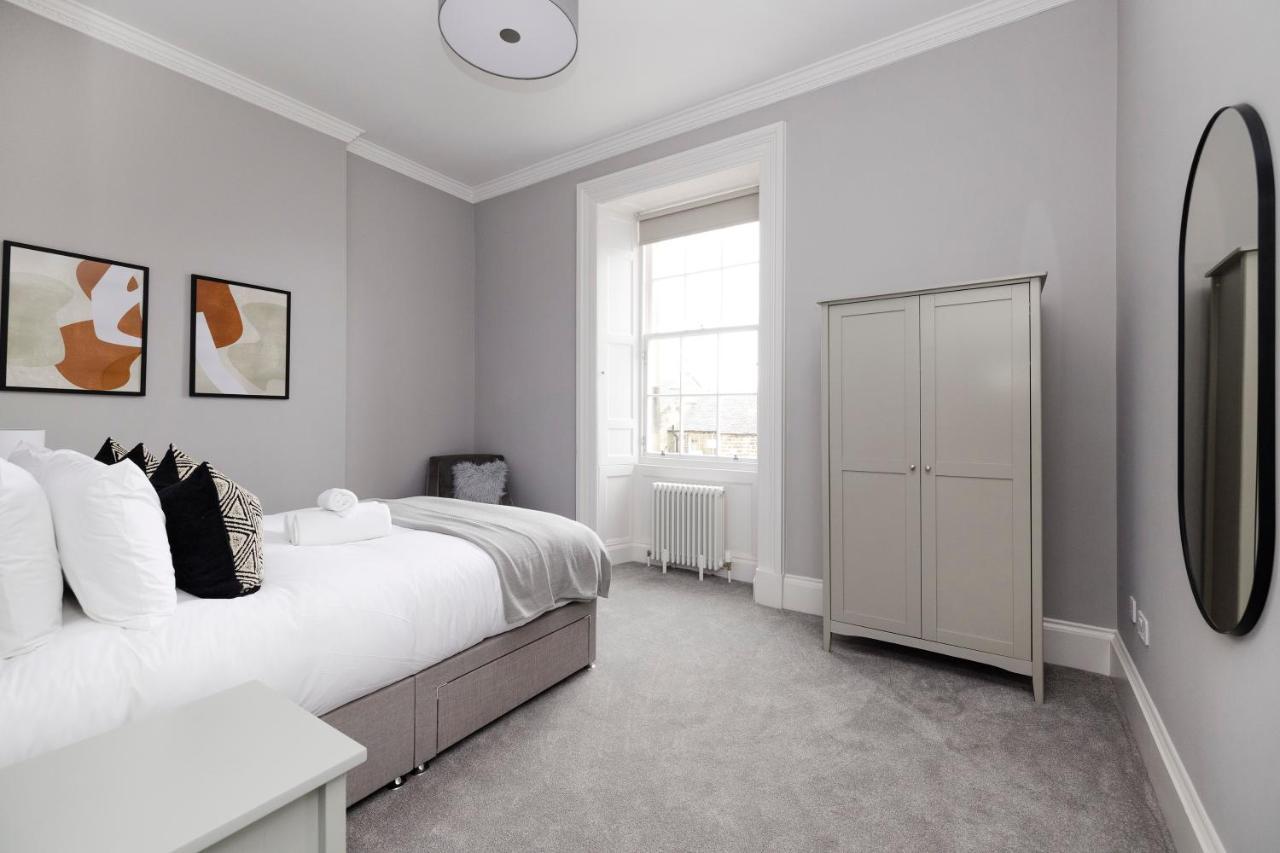 Joivy Luxurious Apt On Notable George Street เอดินบะระ ภายนอก รูปภาพ