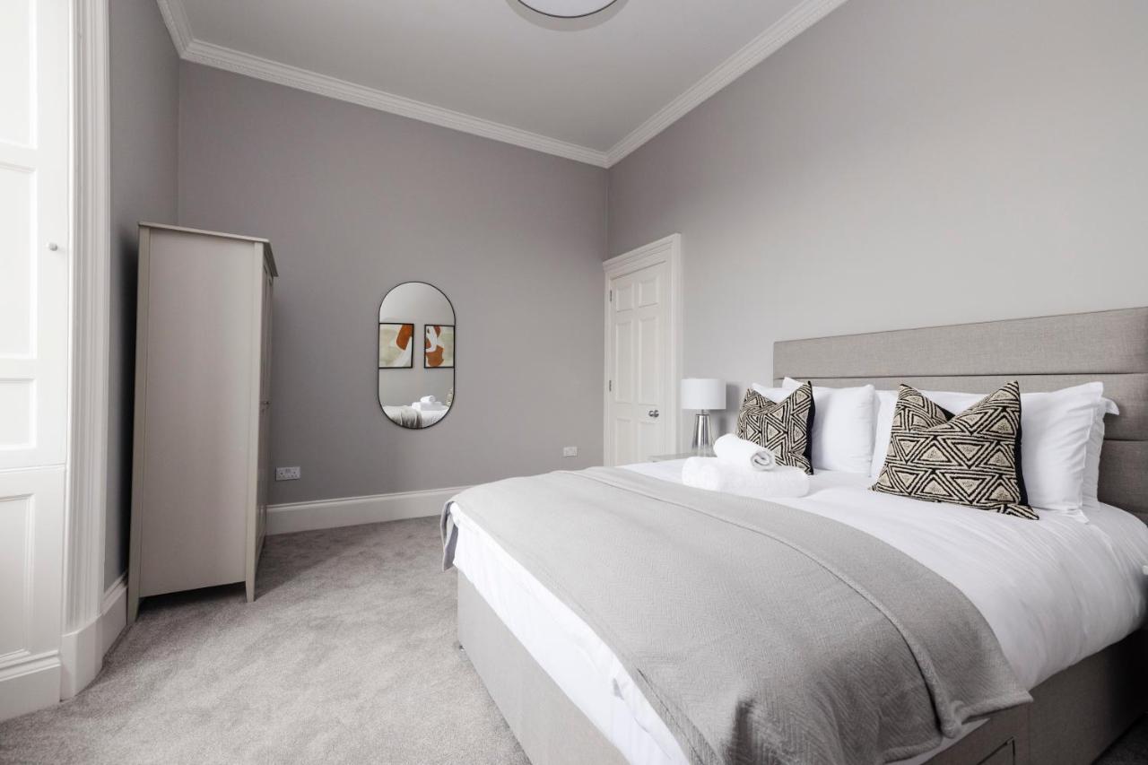 Joivy Luxurious Apt On Notable George Street เอดินบะระ ภายนอก รูปภาพ